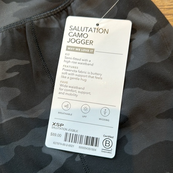NWT ATHLETA Salutation Camo Jogger XSP - Picture 10 of 11